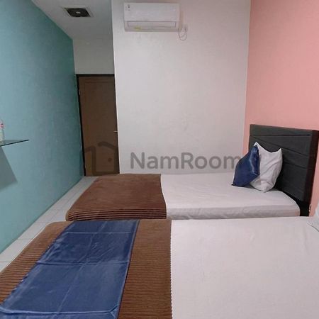 Cempaka Residence By Namroom Jakarta Kültér fotó